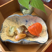 東京 芝 とうふ屋うかい - 鮑と海そうめん　かます炙り寿し　夏鴨ロース   山桃
                    鱧天ぷら　海老からすみ