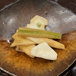酒亭 田中 - 漬物合わせ 山芋山葵/大根醤油漬け/セロリ返し醤油漬け
