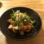 広島お好み焼 鉄板焼 一閃 - 小エビと鯵の南蛮漬け（税込390円）