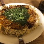 広島お好み焼 鉄板焼 一閃 - 肉玉そばの肉マシ