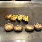 鉄板焼 但馬 - しいたけになす