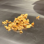 鉄板焼 但馬 - ガーリックを鉄板で