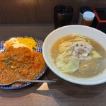 ヌードル＆スパイスカレー 今日の1番 - 