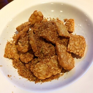 チンタジャワカフェ_1