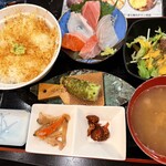 美飾酒処 文 - 
