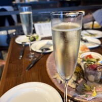 タベルナデエスパーニャフラガンテウーモ - スパークリングで乾杯