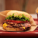 CENTRAL BURGER SHOP - 料理写真: