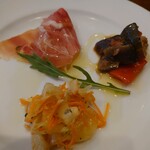 マルデナポリ - 前菜３種
