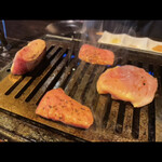 ニクアザブ GEMS新橋店 - 