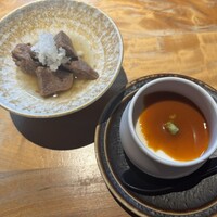 肉寿司 肉和食 KINTAN コレド室町 - 茹でたん、雲丹醤油豆腐