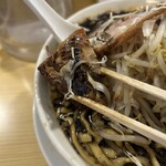 麺屋 ひろまる - チャーシューがゴロゴロ入ってました