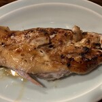 豚中華 大阪焼売珍 - スパイスの効いたパリパリの皮が美味しい焼き豚足