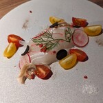 HIDE OUT - 白身魚のカルパッチョ