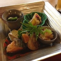 京料理 かじ - 京都のお気に入りです
                コース4000円くらい
                金木犀の食前酒でスタートから最高♡
