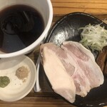 麺屋鈴春 - つけ麺200g(醤油・ポルチーニ油)