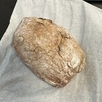 01BAKERY - オリーブのパン