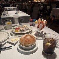 ロウリーズ・ザ・プライムリブ 恵比寿ガーデンプレイス店 - 