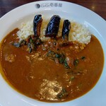 CoCo壱番屋 - 料理写真:低糖質ビーフカレー4辛＋なす＆ほうれん草
