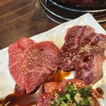 炭火焼肉 にく式 - 