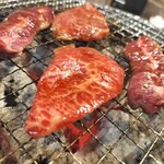 炭火焼肉 にく式 - 