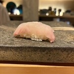凛 - 