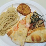 シェーキーズ - ピザ，スパゲティ，ポテト