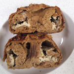 テコナ　ベーグルワークス - モンブランクリーム270円