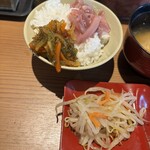 天ぷらめし 天之舞 - モヤシのナムル、天の舞漬け、塩辛でこんなに豪華に