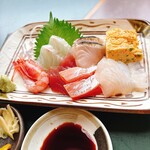 灯台茶屋 - お刺身のアップです