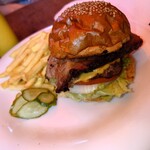 バーベキューキムラ - オーナKIMURA Burger(税込1500円)