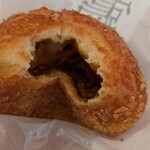 宮島咖喱麵麭研究所 - 【牡蠣カレーパン】６００円