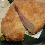 とんかつあさくら - ロースとんかつの美しい断面♪