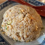 自家製麺 手もみラーメン 来楽軒 - 料理写真:チャーハン
熱々パラパラで美味しかったです♪
油多めのしっかり味
量も十分でした♪