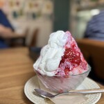 Pasta and Cafe FUNDAN - 果肉いちご氷