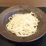 石臼挽手打十割蕎麦 紫翠庵 - 更科。これも十割。