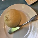 ヴィオレット・ステラ - パン食べ放題。美味しくて何度もおかわりした。