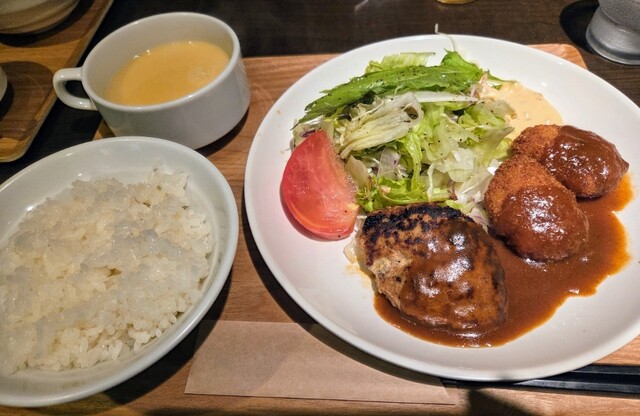 Yoshokuya Kitchen Hide