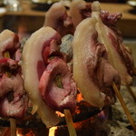 柳家 - 囲炉裏で焼く仔猪ロース