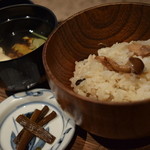 柳家 - 木の子御飯（平茸、舞茸、柳松茸、性賢寺、鮑茸）、松茸鮎のお吸物、きゃら蕗
