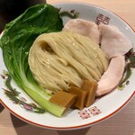 麺屋 さん田 - 見た目言うことないぐらい艶でてます。