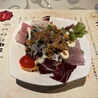 神戸牛 八坐和 阪急三宮店 - 黒胡麻サラダ