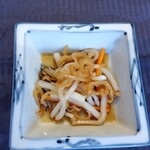 赤坂 四川飯店 - クラゲの冷菜