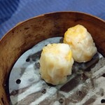 赤坂 四川飯店 - エビ入り焼売