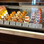 オーボンヴュータン - 生菓子のショーケース