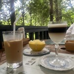 カフェ・ル・プティ・ニ・トロワ - 