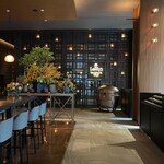 ロウリーズ・ザ・プライムリブ - 