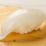 一貫 330円（各）