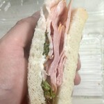 ディオ - ハムと玉子のミックスサンドを手に取りました (2025.08.11)