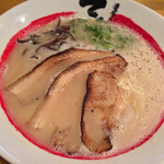 濃厚煮干とんこつラーメン 石田てっぺい - 濃厚トンコツラーメン