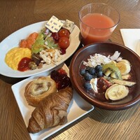 MAIN DINING sereno(THE MARK GRAND HOTEL) - 